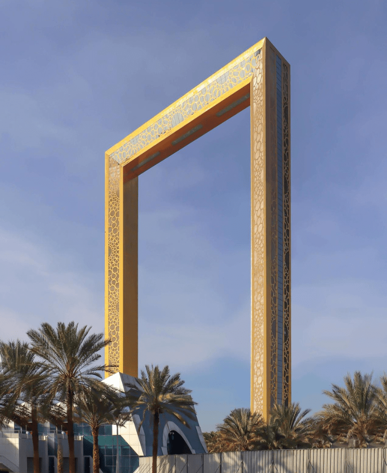 Dubai Frame – Architectural marvel symbolizing the connection between old and new Dubai